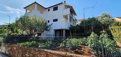 Apartment Romarin