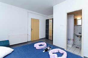 Apartments Mirko R