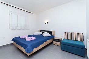 Apartments Mirko R