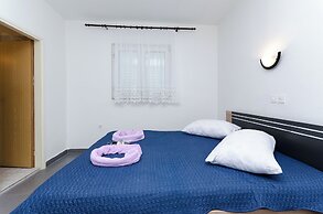 Apartments Mirko R
