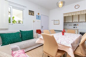 Apartment Lemona