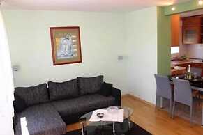 Apartment Dina