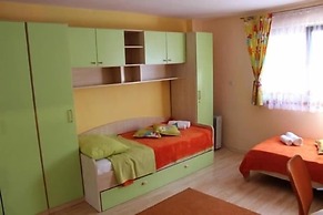 Apartment Dina