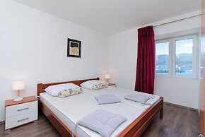 Apartment Jasna By the sea