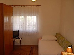 Apartment Mladen
