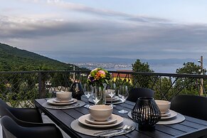 Apartment Villa Rebeka
