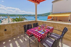 House Stonehouse Popozo