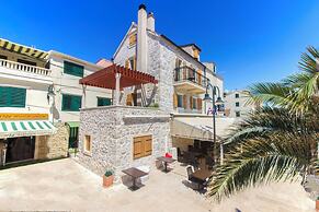 House Stonehouse Popozo