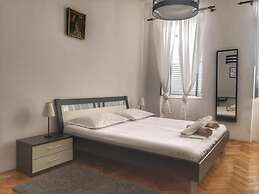 Apartments Tanya