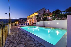 House Rovana