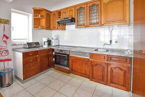 House Rovana