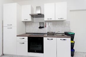 Apartments Luka