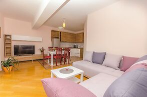 Apartments Villa AS Jezera