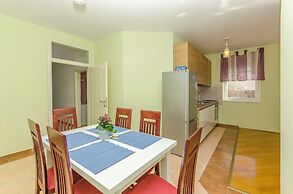 Apartments Villa AS Jezera