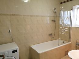 House Roza