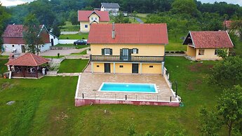House Roza