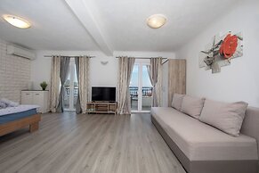 Apartments Nina & Mili