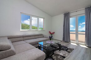 Apartment Conte Cikara