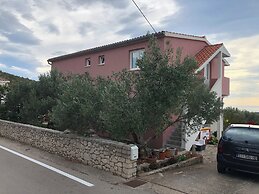 Apartment Conte Cikara