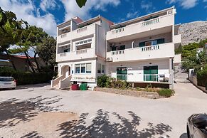 Apartments Blazenka