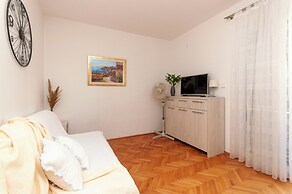 Apartments Blazenka