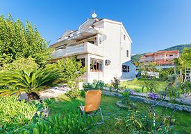 Apartments Zoran