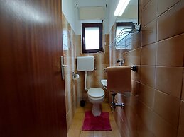 Apartment Robi