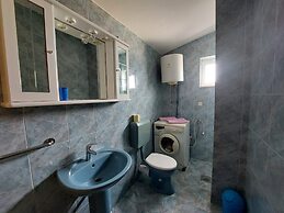 Apartments Mladen