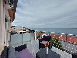 Apartments Mladen