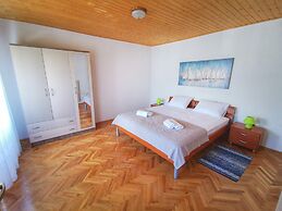 House Nada Franciska