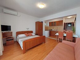 Apartments Irena