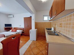 Apartments Irena