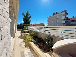 Apartments Irena