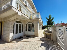 Apartments Irena