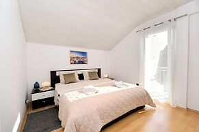Apartments Ria Vodice