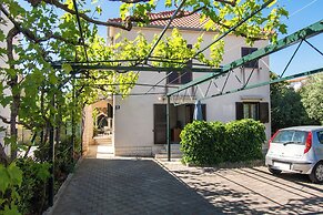 Apartments Goran Near the Beach