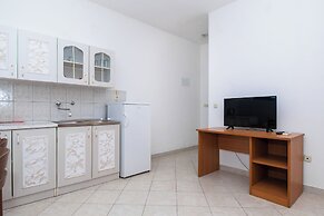 Apartments Goran Near the Beach