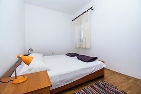 Apartments Goran Near the Beach