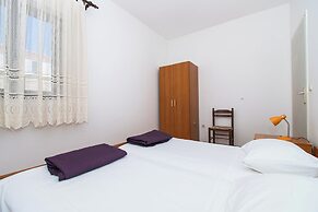 Apartments Goran Near the Beach