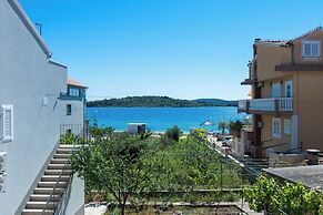 Apartments Goran Near the Beach
