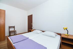 Apartments Goran Near the Beach