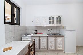 Apartments Goran Near the Beach