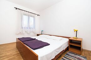 Apartments Goran Near the Beach