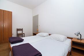 Apartments Goran Near the Beach