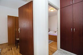 Apartments Goran Near the Beach