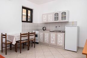 Apartments Goran Near the Beach