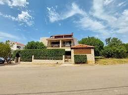 Apartments Ilija