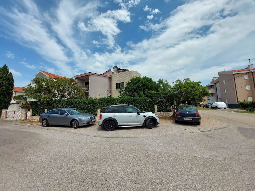Apartments Ilija