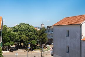 Apartment and Room Zoran