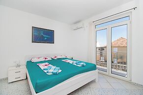 Apartment and Room Zoran